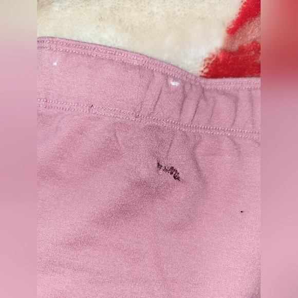 Vs pink skinny joggers, size large. - Picture 13 of 15
